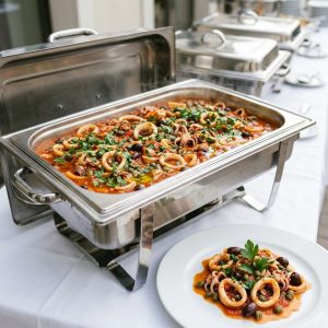 Tintenfisch in Tomaten-Kapern-Oliven-Sauce von ehab Catering